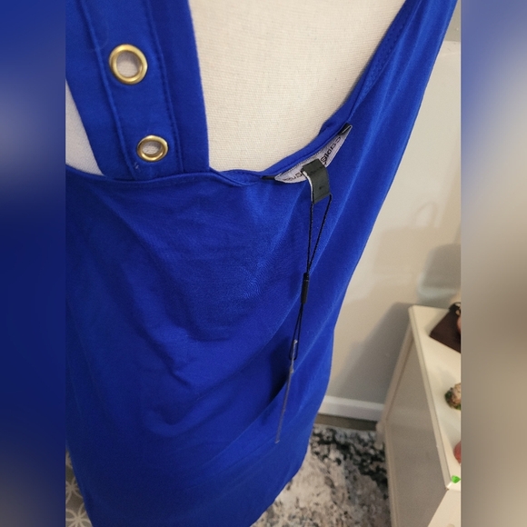 Crossroads Eyelet Strap One Shouldered Top Medium - Picture 5 of 5